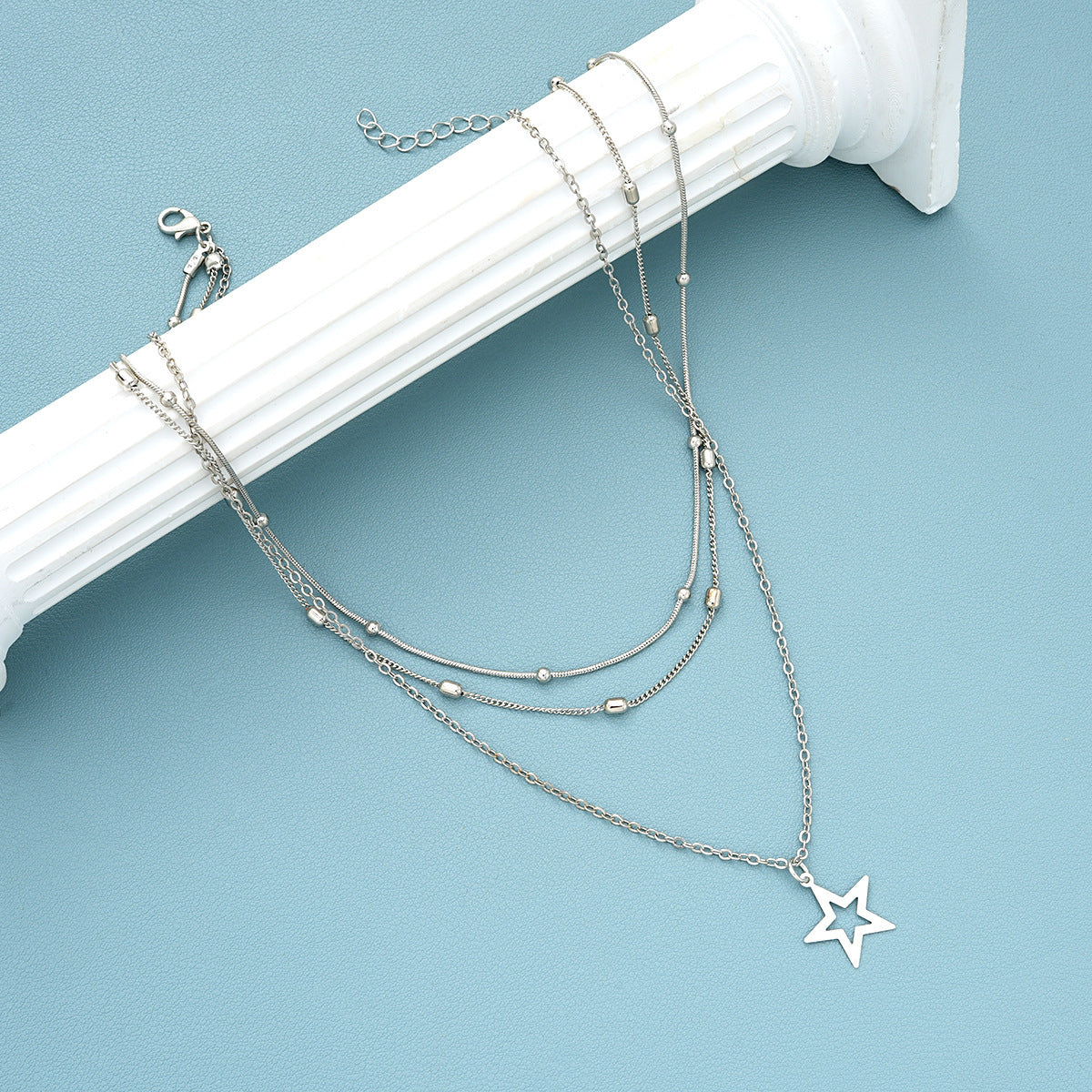 vintage star necklace